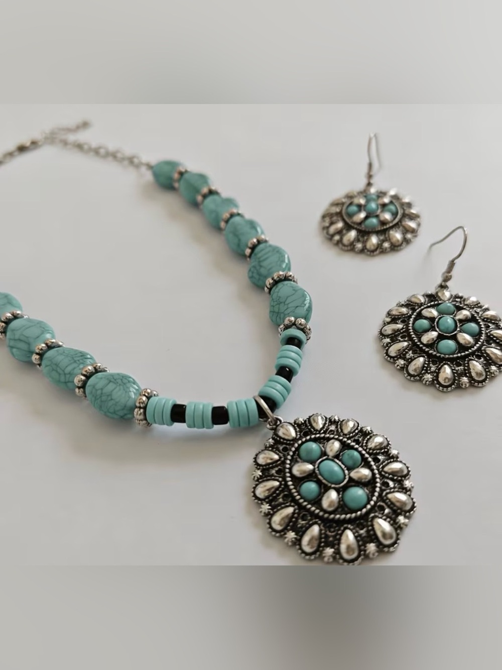 Turquoise and Silver Floral Pendant Necklace and Earrings Set